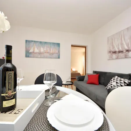 Silvija-3 By Interhome Vir