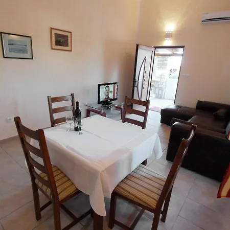 Apartamento Silvija-3 By Interhome Vir