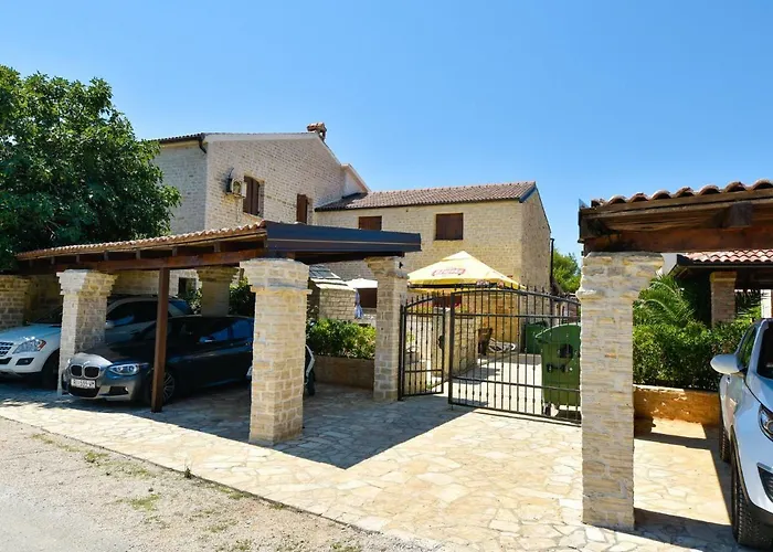 Silvija-3 By Interhome * Vir