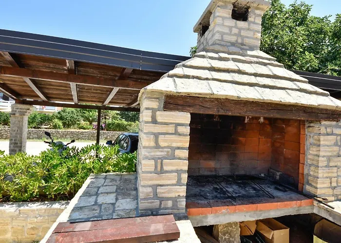 Silvija-3 By Interhome * Vir